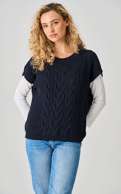 Cotton Knit Cable Top In Navy