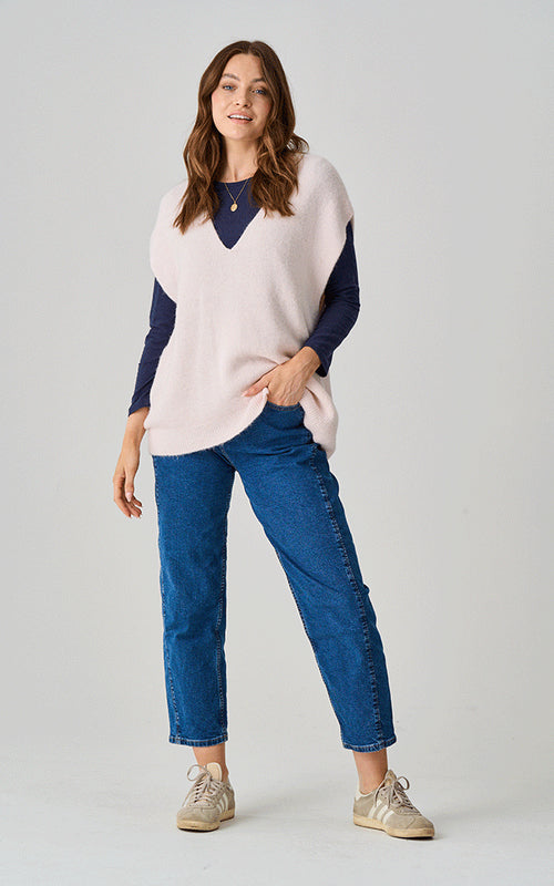 Alpaca V-Neck Knit In Pale Pink