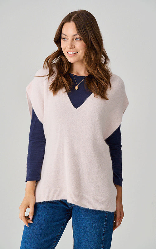 Alpaca V-Neck Knit In Pale Pink
